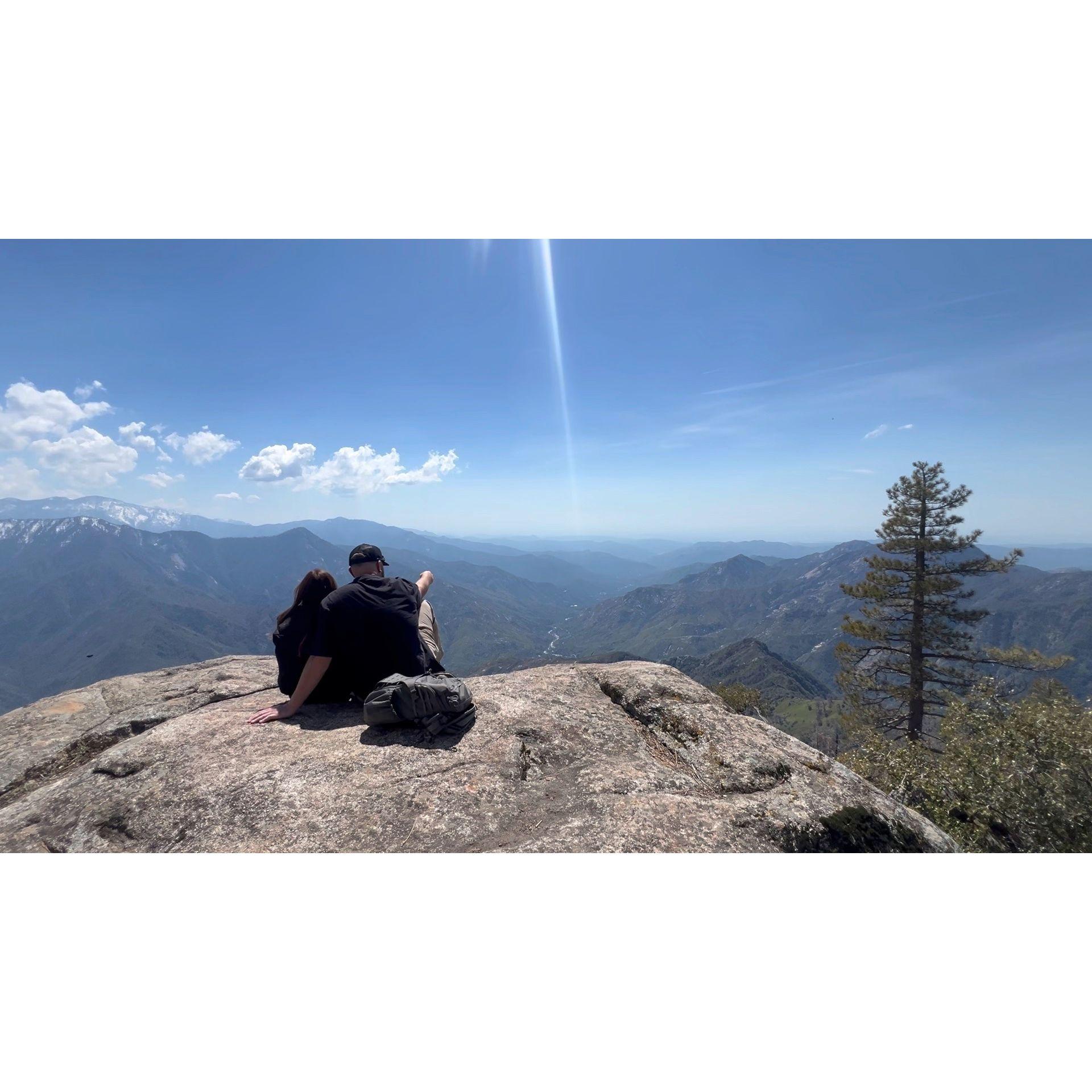 Hanging Rock in Sequoia National Park