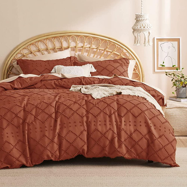Bedsure Boho Duvet Cover Queen - Boho Bedding, Tufted Queen Duvet Cover for All Seasons, 3 Pieces Embroidery Shabby Chic Home Bedding Duvet Cover Set (Terracotta, Queen, 90x90)