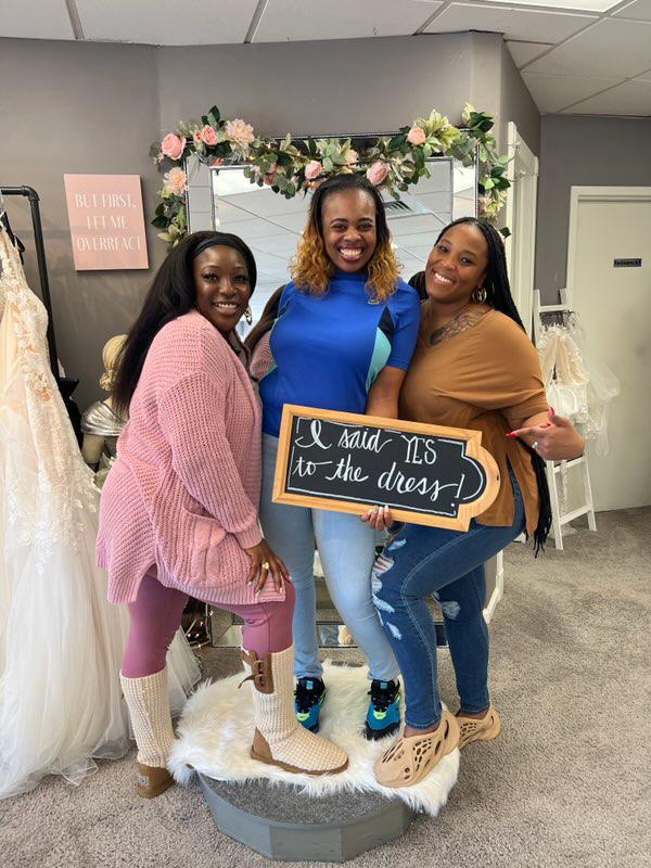 I SAID YES TO THE DRESS!!