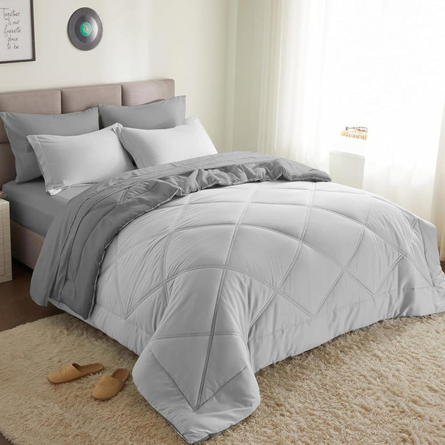 Joiedomi Queen Comforter Set with Sheets Light Grey, 7 Pieces Queen Bed Set with 1 Down Alternative Comforter, 1 Flat Sheet, 1 Fitted Sheet, 2 Pillowcases and 2 Pillow Shams, Bed in a Bag All Seasons