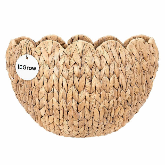iEGrow Scalloped Wicker Wall Basket, Boho Wall Decor Basket, Big Hanging Baskets for Organizing and Decor, Woven Large Natural Water Hyacinth Baskets for Nursery Door Mounted Flower Mail Plant