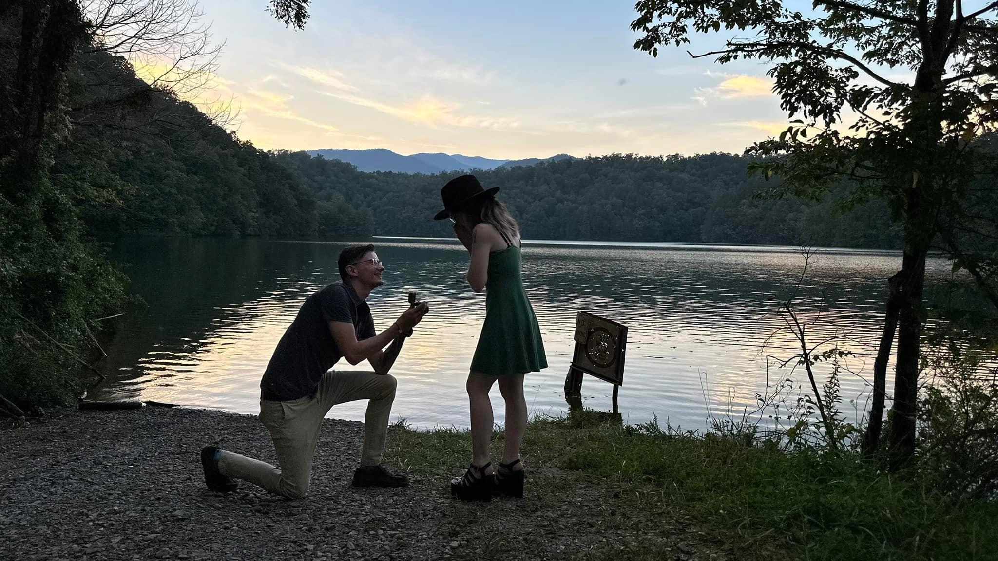 The Wedding Website of Laura Burch and Dalton Jones