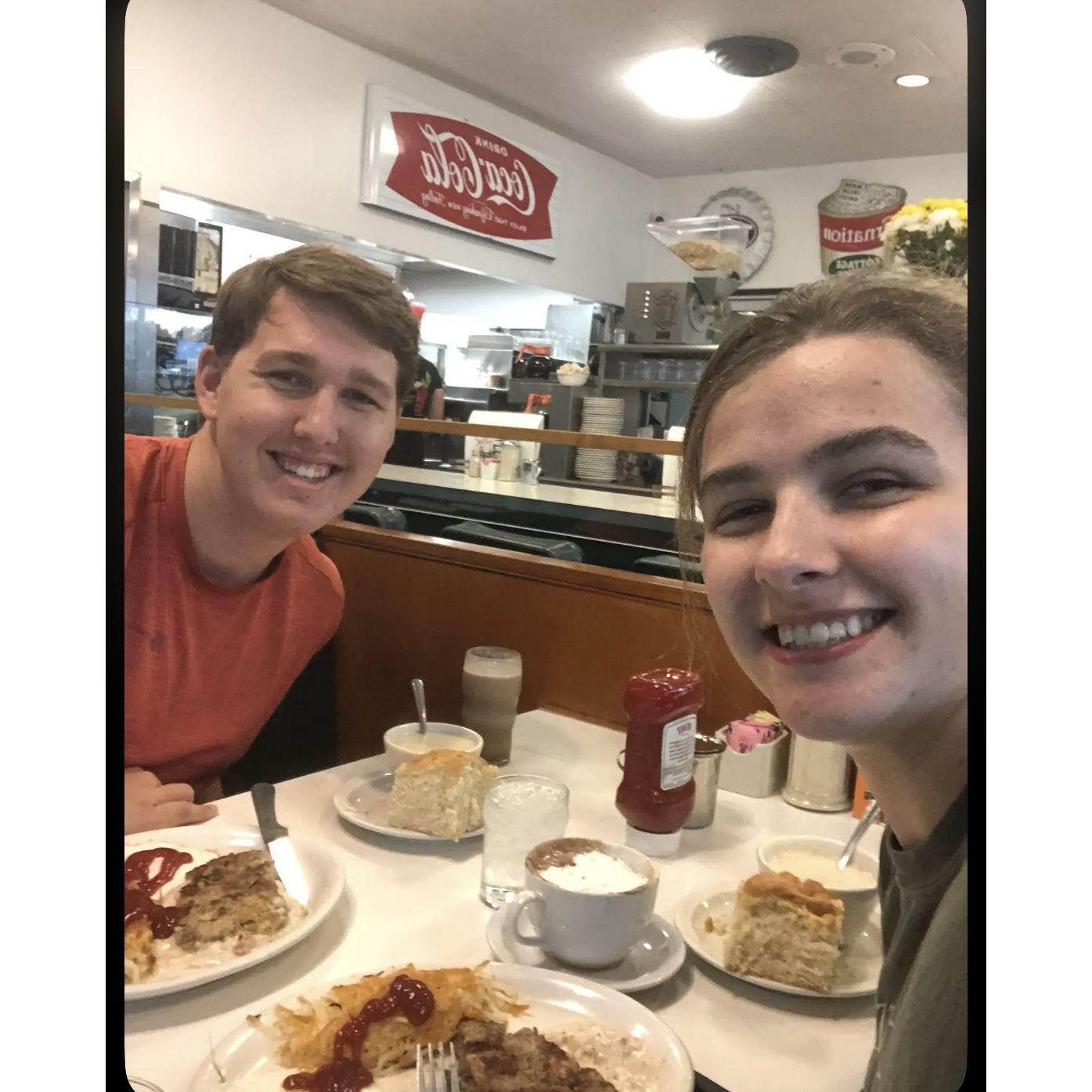 Woak up early to have breakfast at 24th street cafe before work and classes