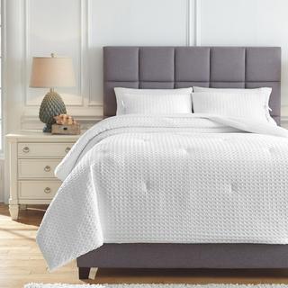 Maurilio Comforter Set