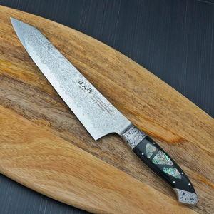 Custom Knives in Japan