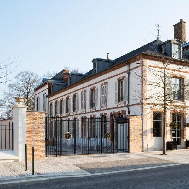 Hotel in Champagne for our Honeymoon