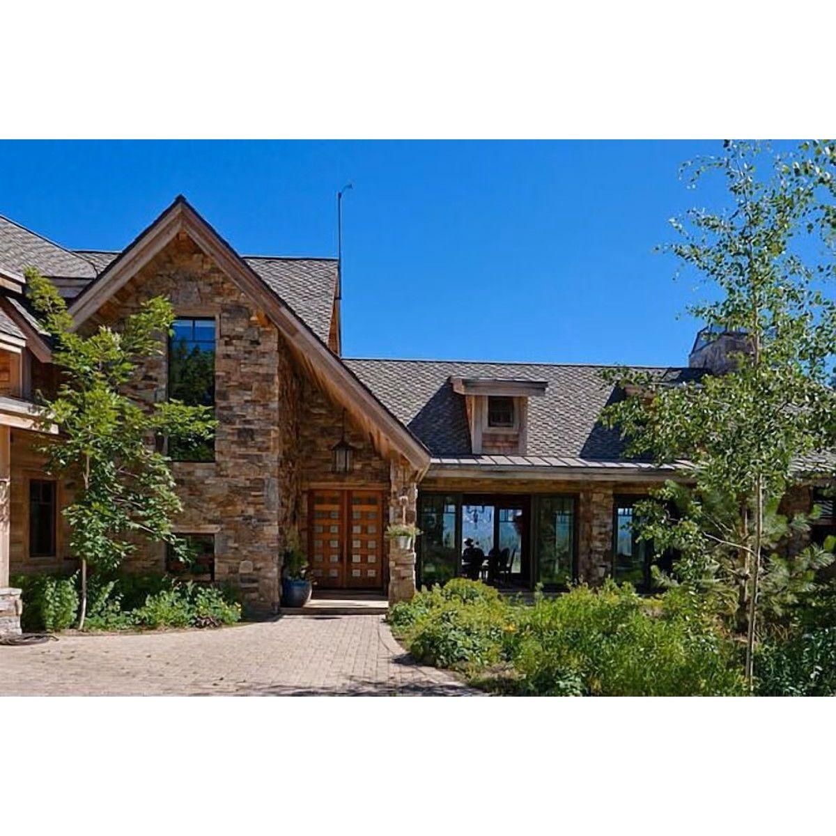Accommodations: Greenwood Luxury Mansion at Northstar