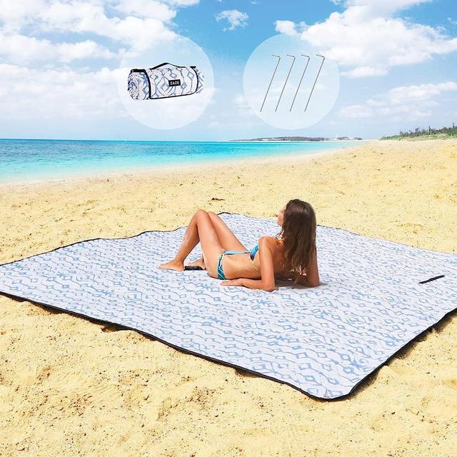 ZAZE Beach Blanket Picnic Blankets Waterproof Sandproof with Stakes, Thick 3-Layer 80 * 80 Oversized Mat, Extra Large Big Machine Washable, Foldable Accessories Outdoor Camping Park Gift(Blue White)