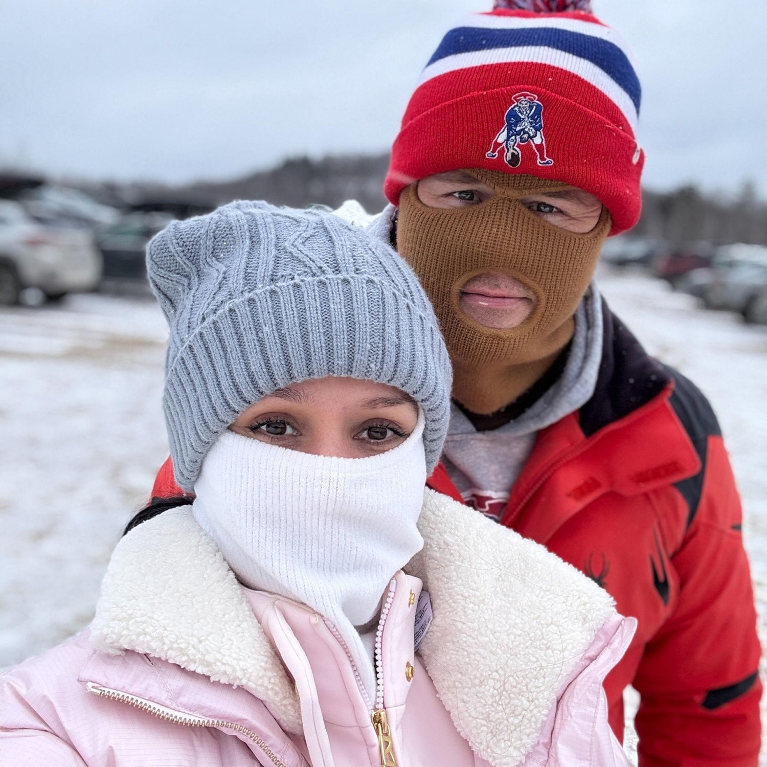 Russ tiene una meta, y es hacer que yo disfrute el frio...muy difícil.- Russ has a goal and that is to make Flavia like the cold...kinda impossible.