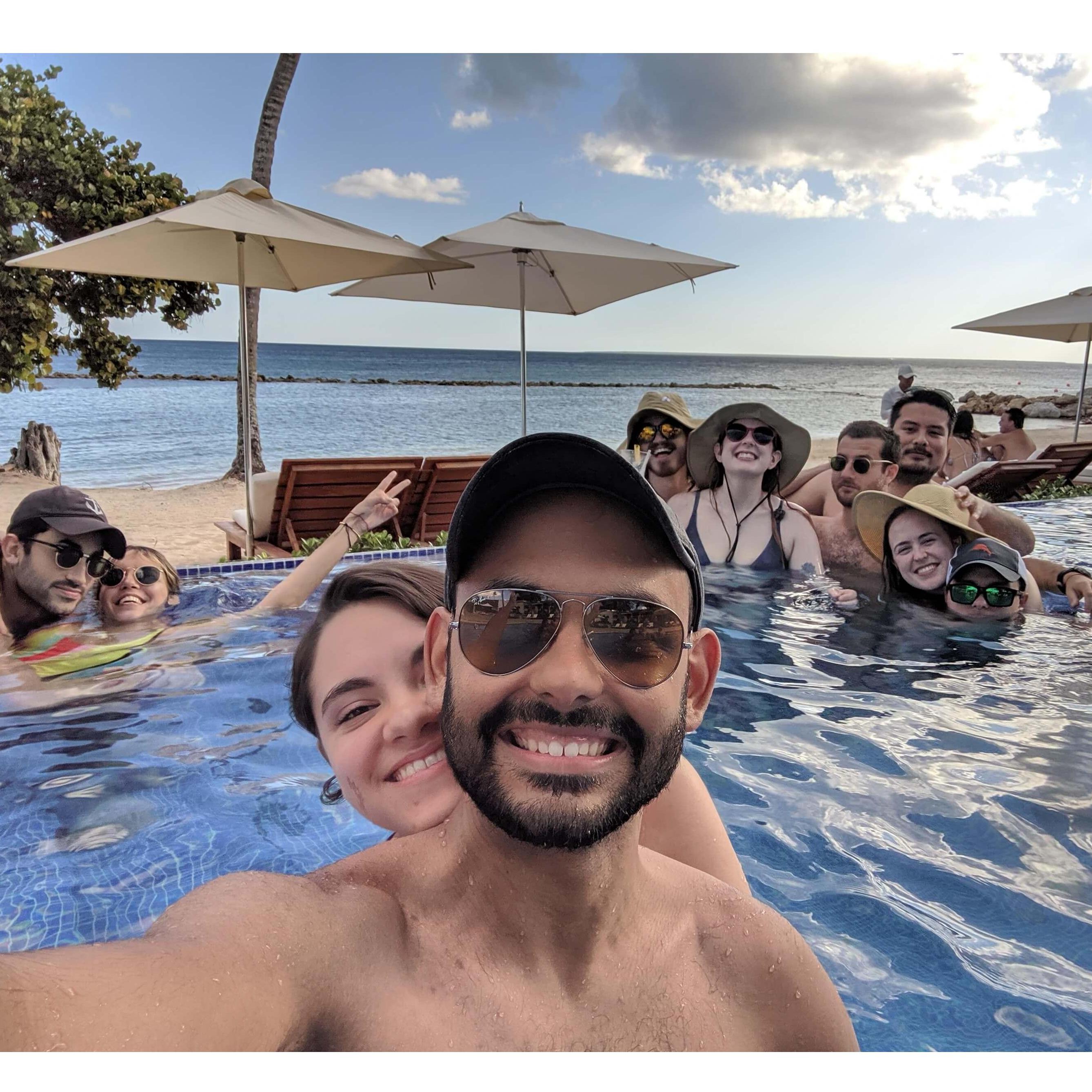 Another shot from our trip to La Romana with these goofballs. - Otra foto de nuestro viaje a La Romana con estos locos.