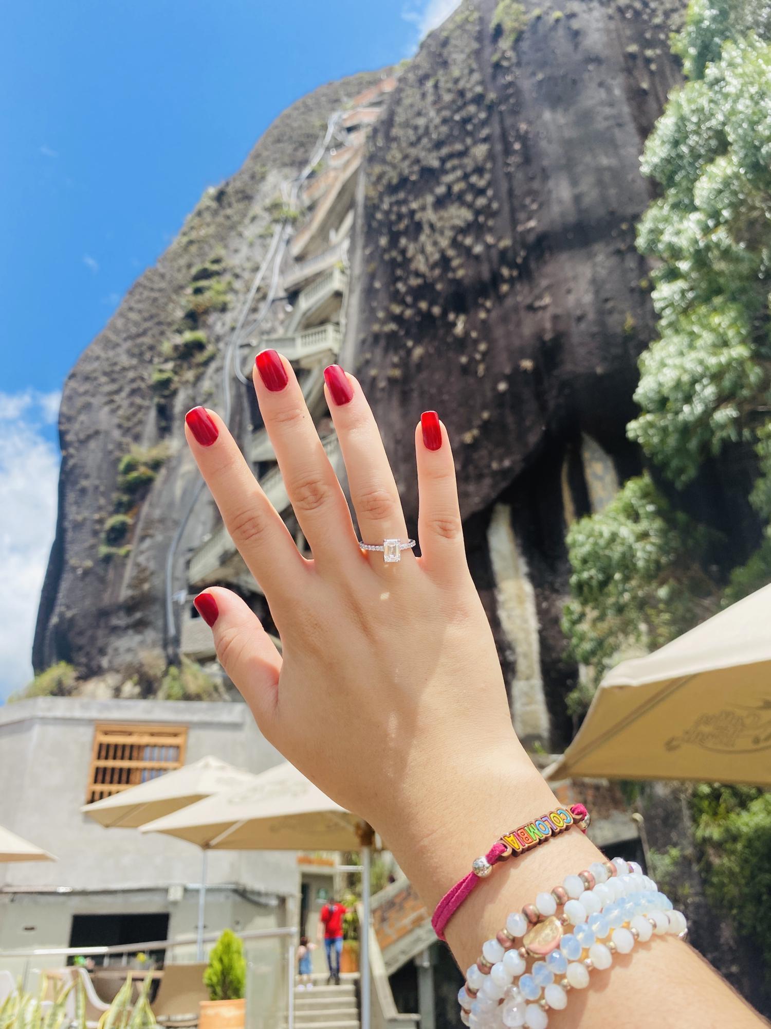 ¡El anillo más hermoso del mundo entero!