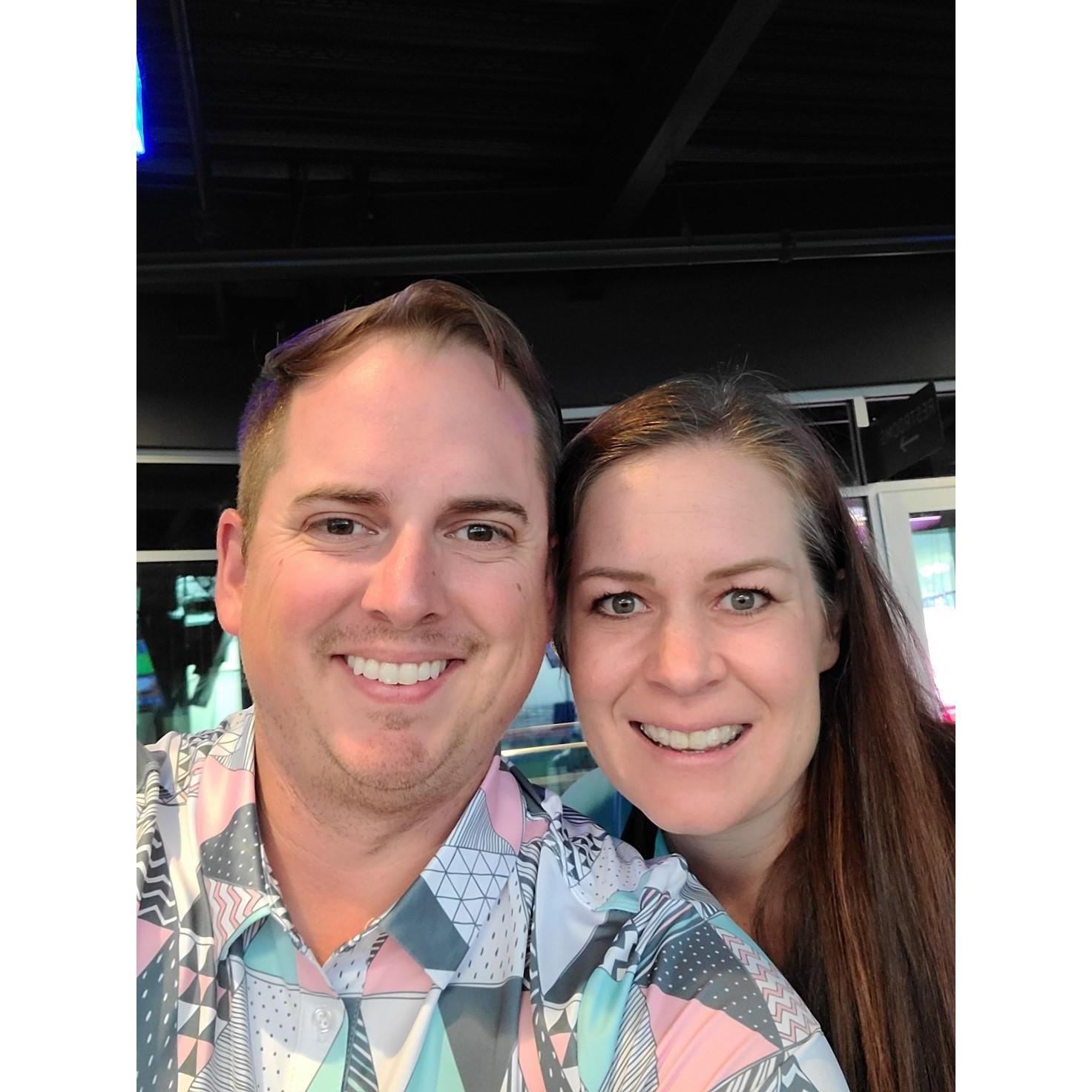 TOP GOLF! Date night and i met her mom ... PRESSURE!