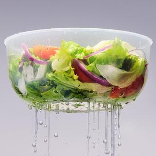 Easy Essentials Specialty 16-Cup Salad Bowl with Colander Insert