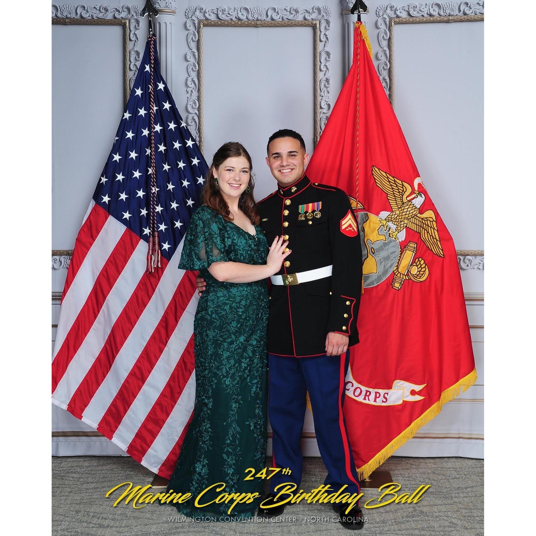 Our first Marine Corps Ball together!  

Nuestro primer cumpleanos del Marine Corps juntos.