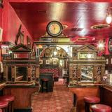 The Long Hall (Pub)