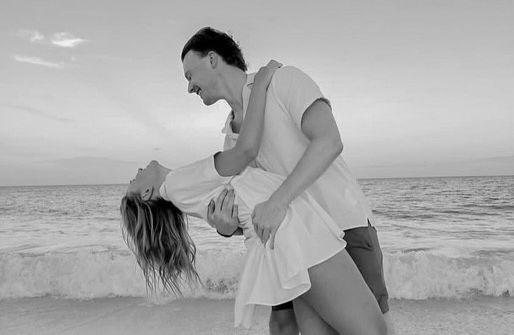 The Wedding Website of Ally Taylor and Jordan Funk