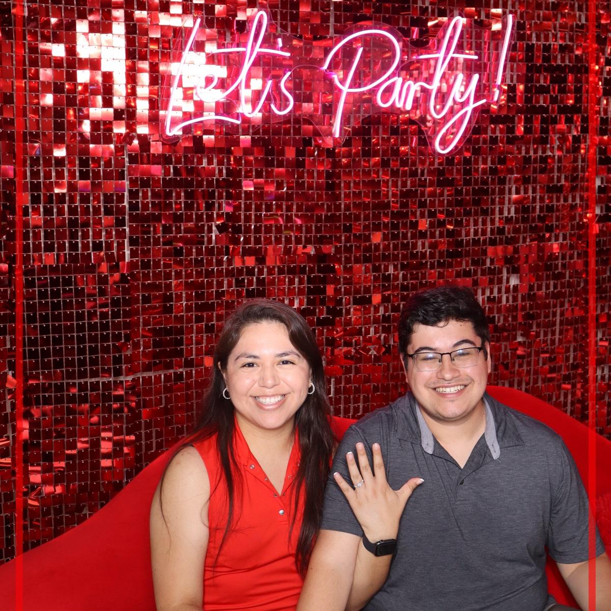 Galveston, Texas | 06.30.2025 | Photo Booth pictures at the bridal show 💍