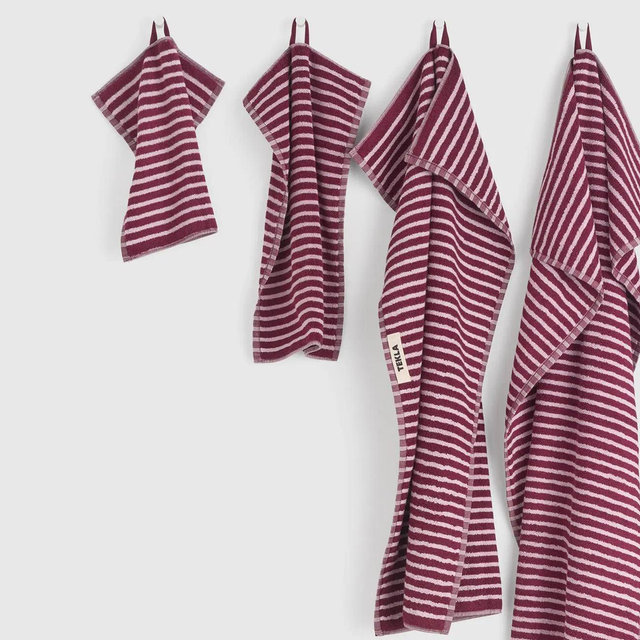 Tekla Fabrics Terry hand towels – striped – Red and Rose