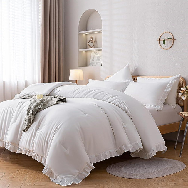 JANZAA King Size Comforter Set White Comforter Set Ruffled Comforter Set Soft Vintage Farmhouse Bed Comforter Set Fluffy 3PCS Shabby Chic Bedding with 2 Pillowcases