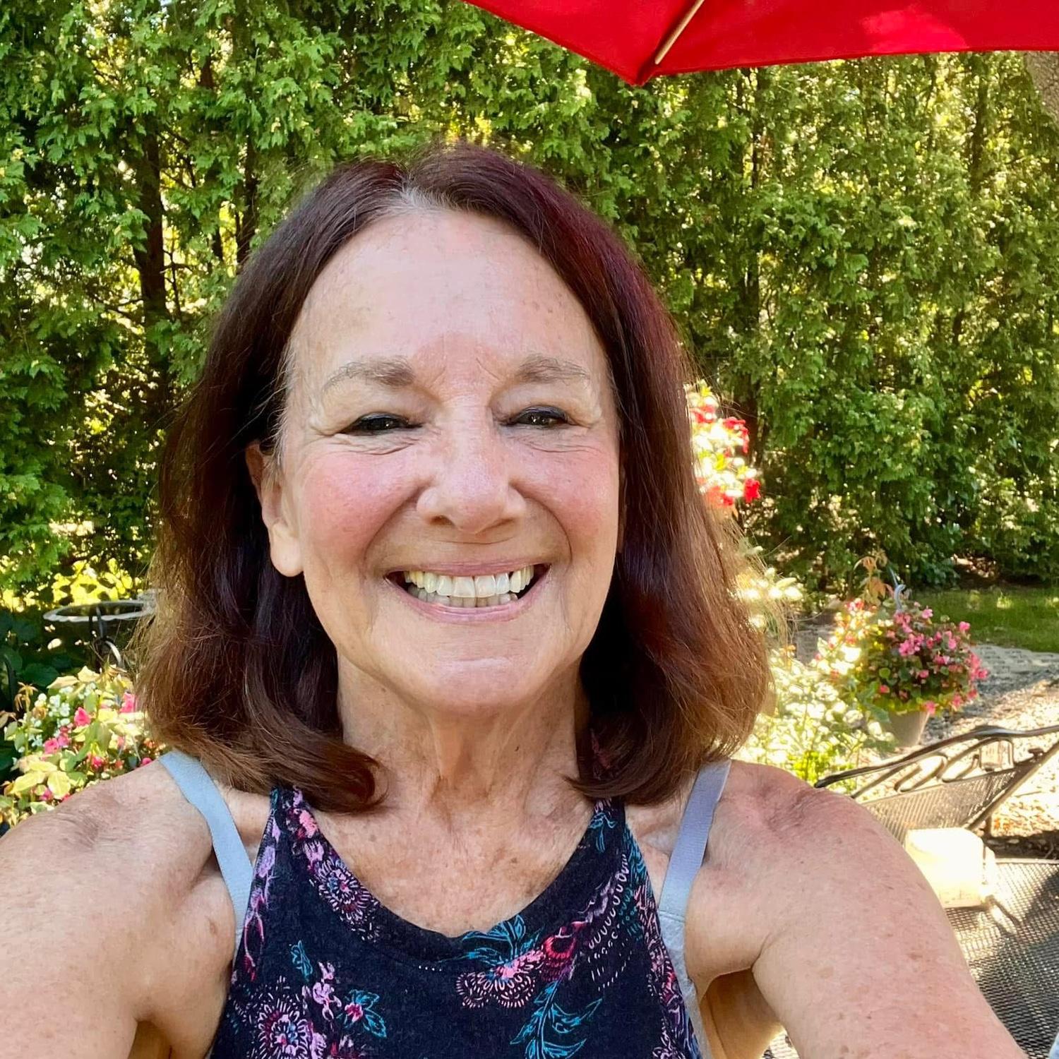 Beautiful Katie Ellisen-Doe, Hays’ Mom.