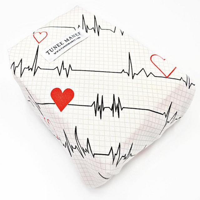 Heart beat Sandwich Wrap - EKG Reusable Food Wrap - Eco Friendly Gift for Nurse - Cardiologist Gift - Zero Waste Lunch Bag Wrap