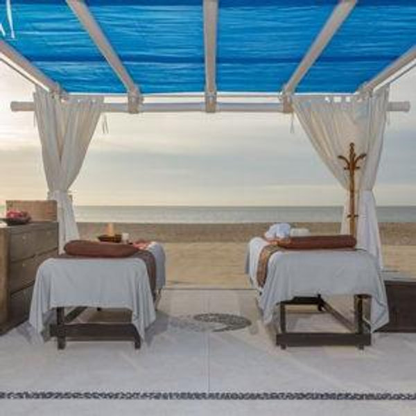Honeymoon 60-Minute Couples Massage