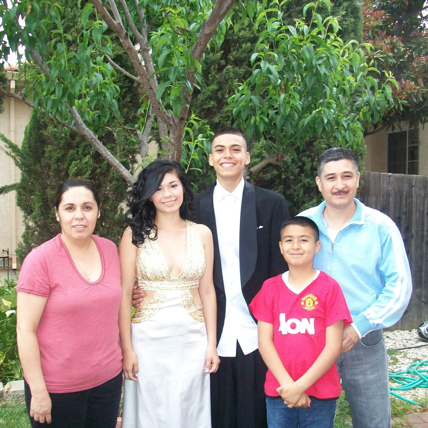 prom family pic