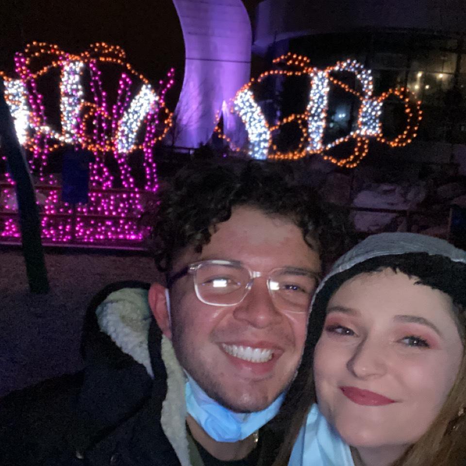 12.22.2020
Our first Christmas together 🎄