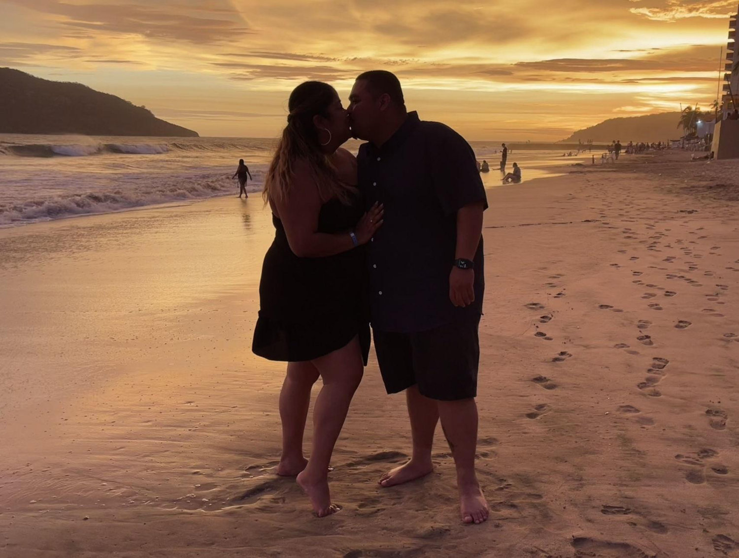The Wedding Website of Silvia Herrera and Ricky Gonzalez