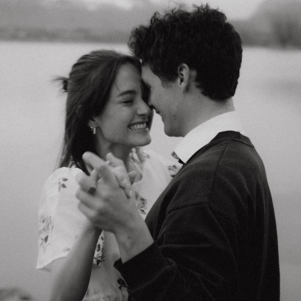 Grace Richards and Andrew Bohn's Wedding Website, image size:1000x1000