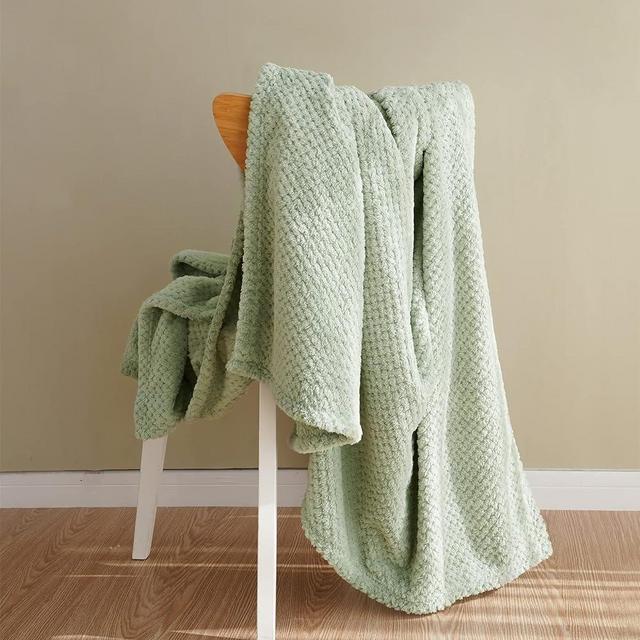 Simple&Opulence Flannel Fleece Velvet Plush Throw Blanket, 50''x 60'', Lightweight Summer Throw Blanket, Ultra Soft Comfy for Bed/Couch/Sofa-Sage Green