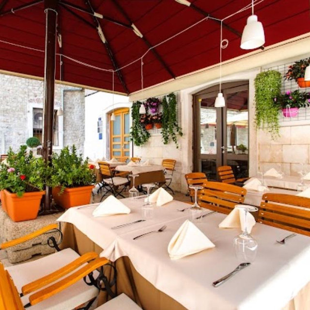 Croatia: dinner at Portofino restaurant in Split