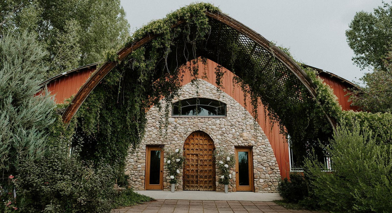 The Wedding Website of Tallon VanNoy and Andrew Pesosky