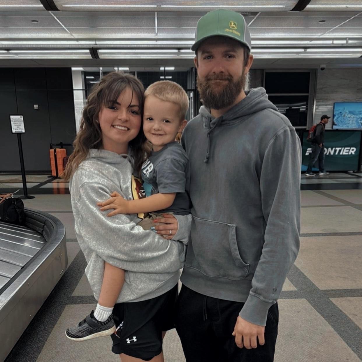 the first time we’ve picked tylor up from the airport to spend summer 2024 with us🥰