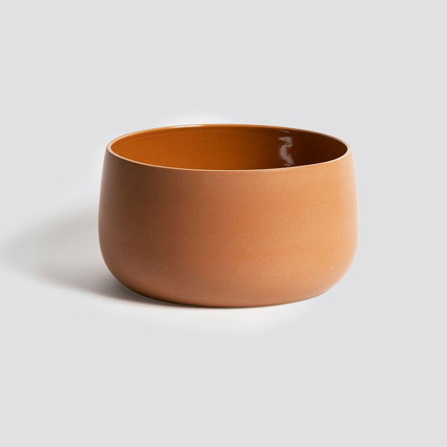 Stoneware Serving Bowl EWA 68 oz - Matte Terracotta shiny