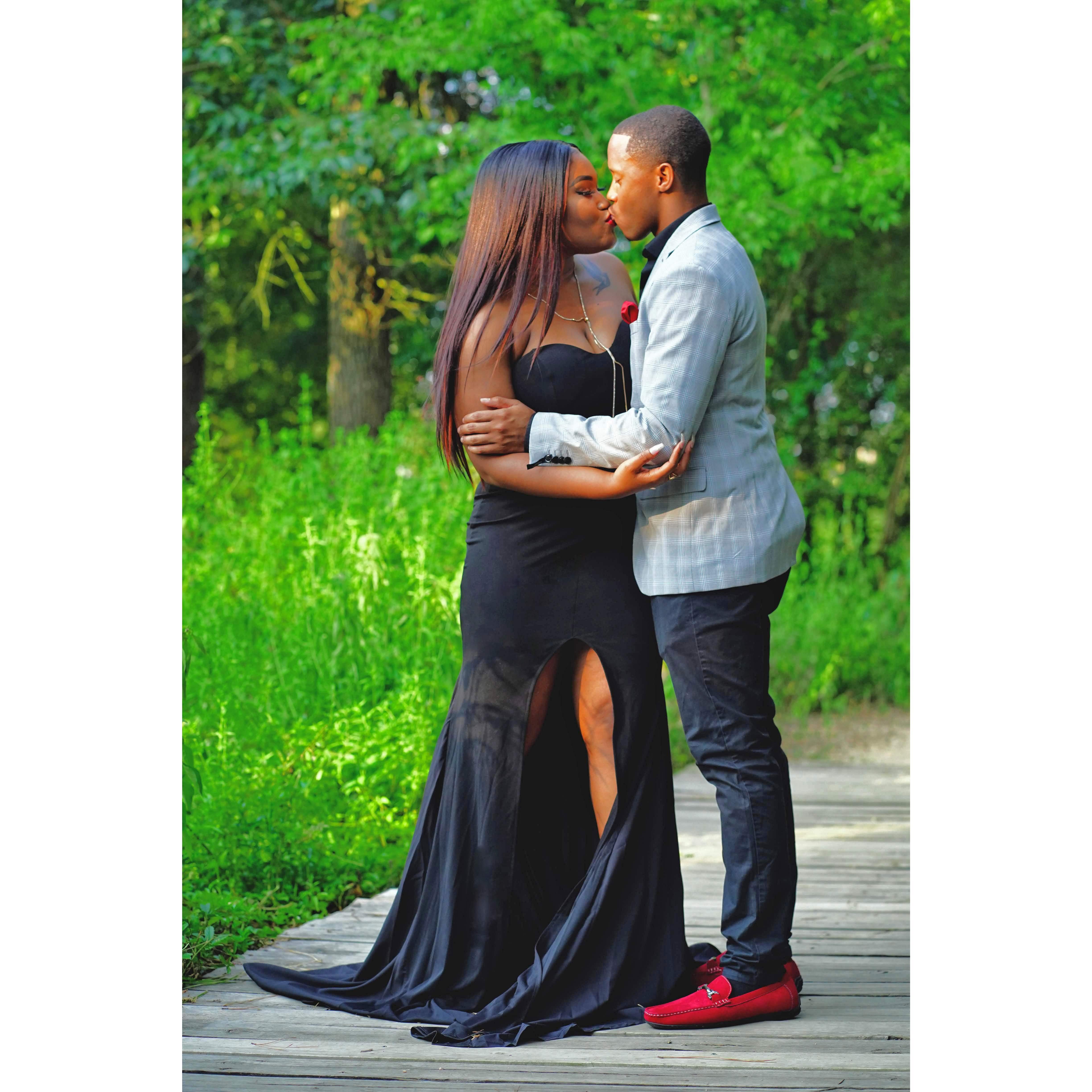 "Even when the sky comes falling, Even when the sun don't shine, I got faith in you and I"