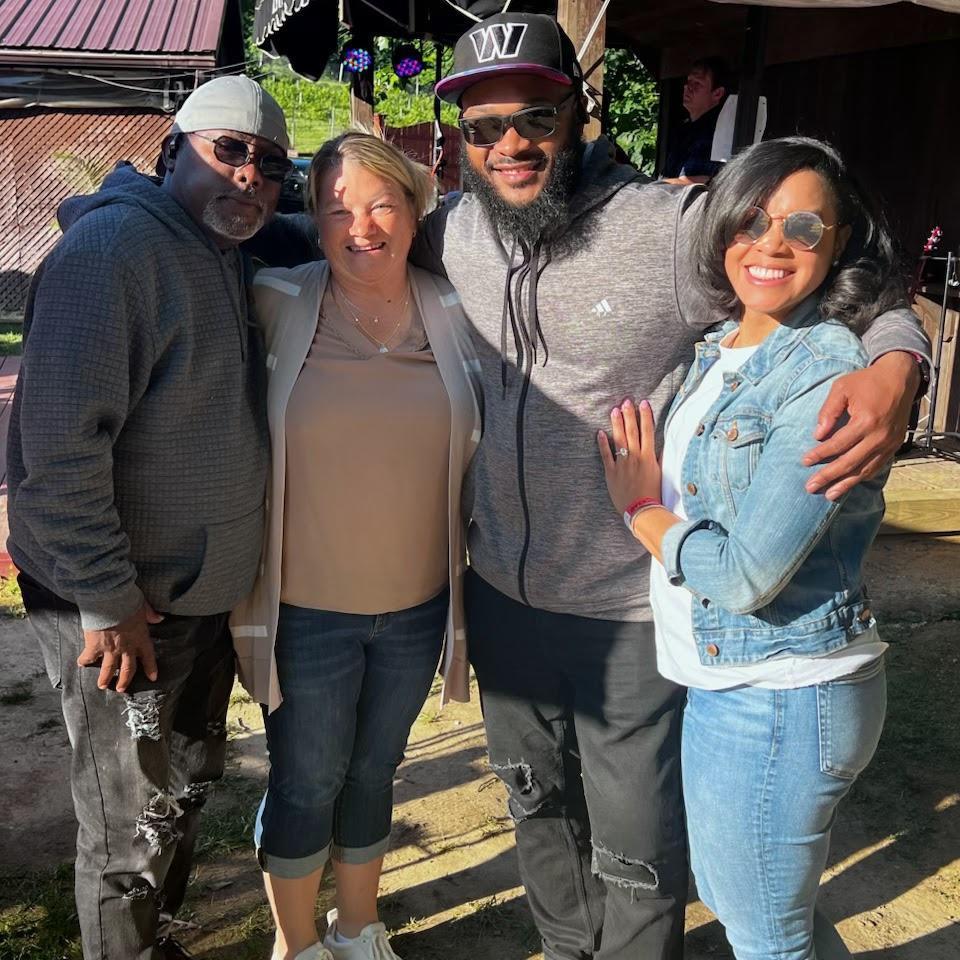 Good times, outside! LOL πβοΈπ·
Wine Festival vibesβsippinβ, laughinβ, and just enjoying the moment β¨
This is what weekends are made for π«