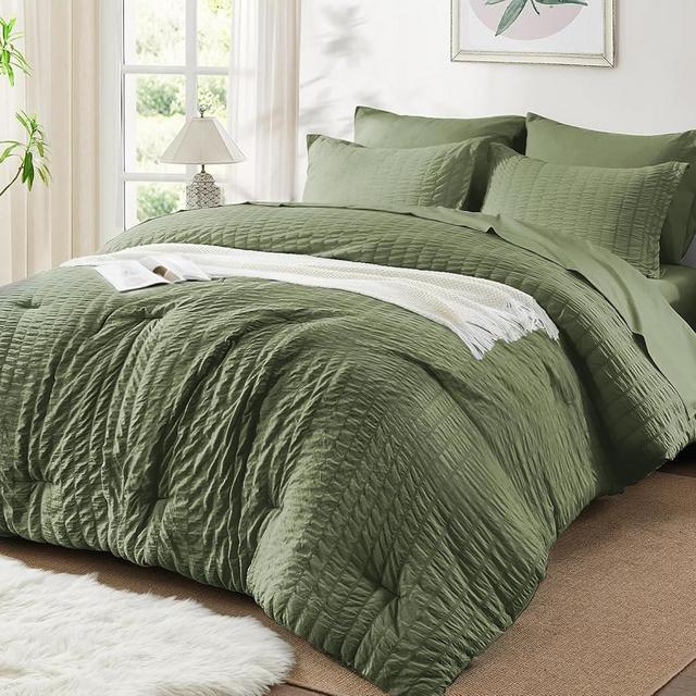 SunStyle Home Full Comforter Set 7 Pieces，Olive Green Seersucker Bed in a Bag Lightweight Bedding Set，All Season Comforters with Flat Sheet，Fitted Sheet，Pillowcase and Pillow Sham