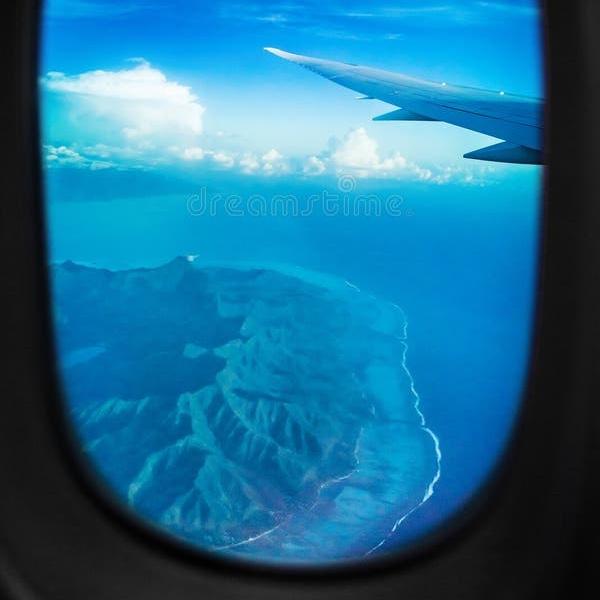 Honeymoon: Mo'orea to Bora Bora Plane Ticket