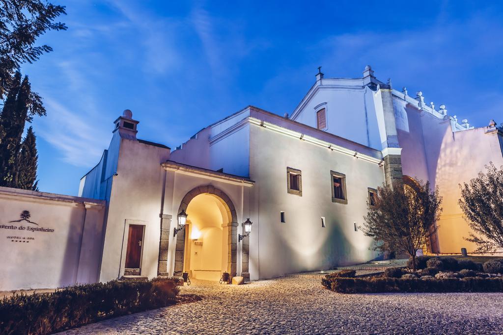 The Wedding Website of Tomi Vest and Pedro de Lencastre
