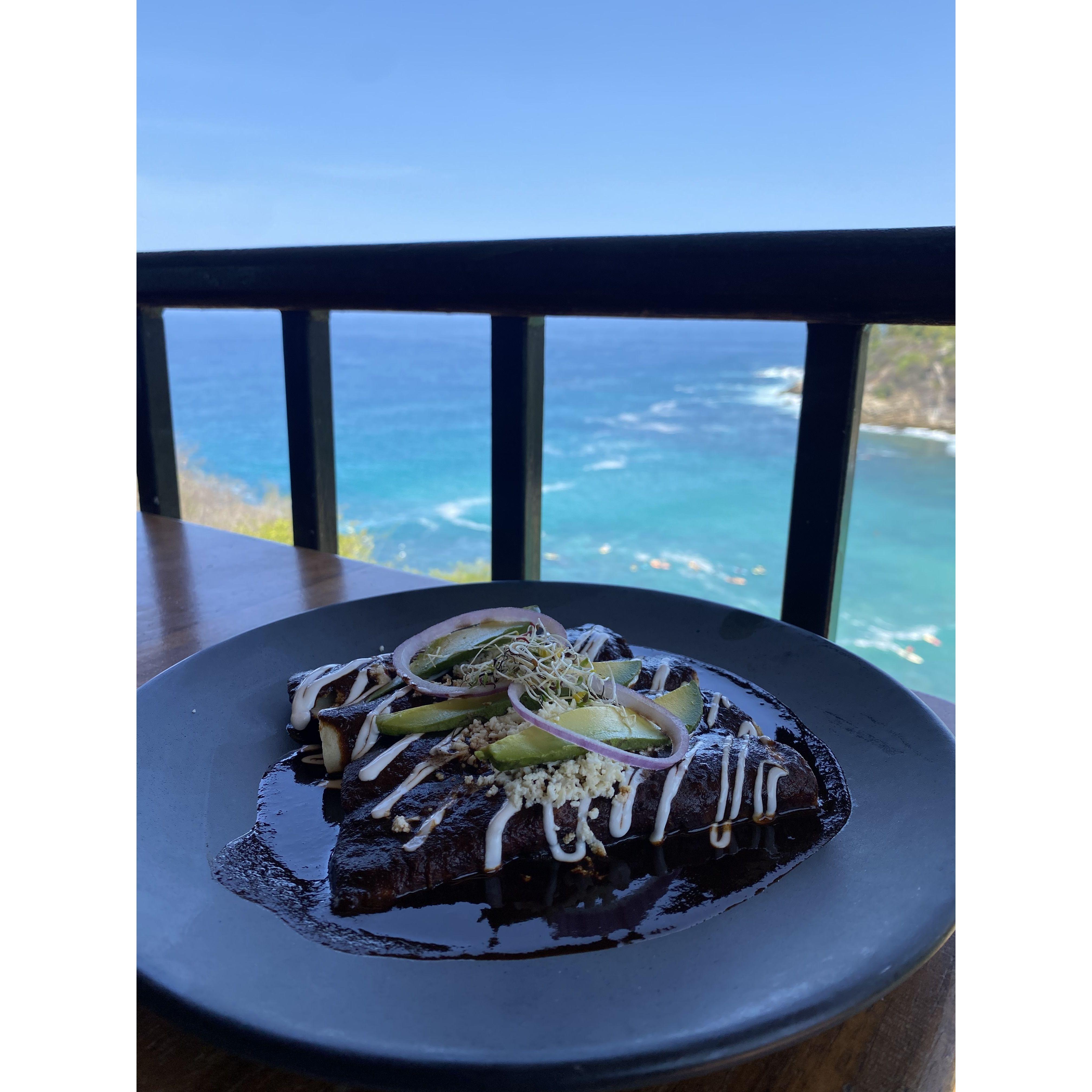 Breakfast at Espadin overlooking Playa Carrizalillo