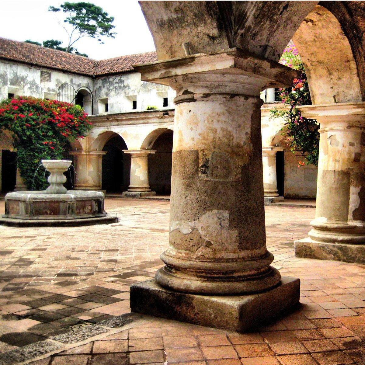 Iglesia y Convento de las Capuchinas, Antigua Guatemala
