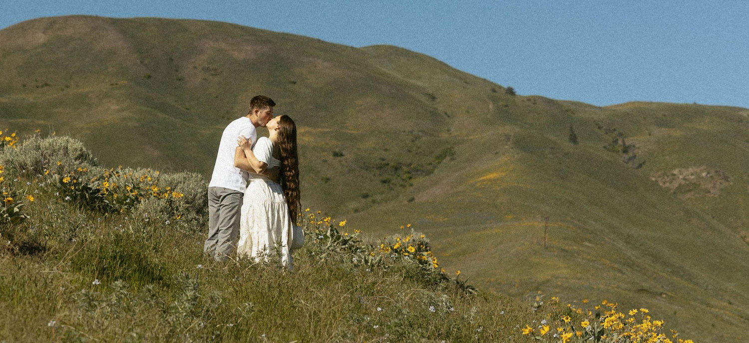 The Wedding Website of Milla Miller and Nathan Hoskins