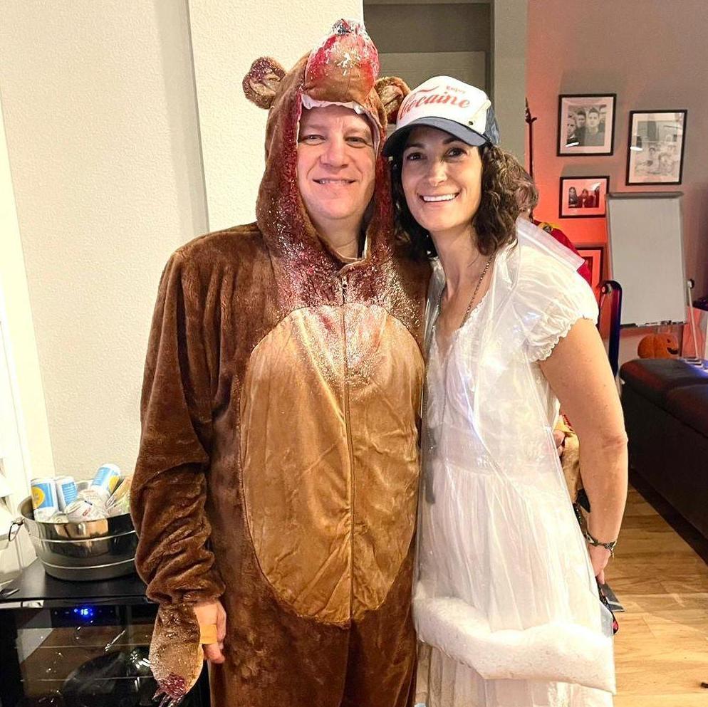 Just your average love story: Cocaine Bear meets bag of cocaine. 🐻