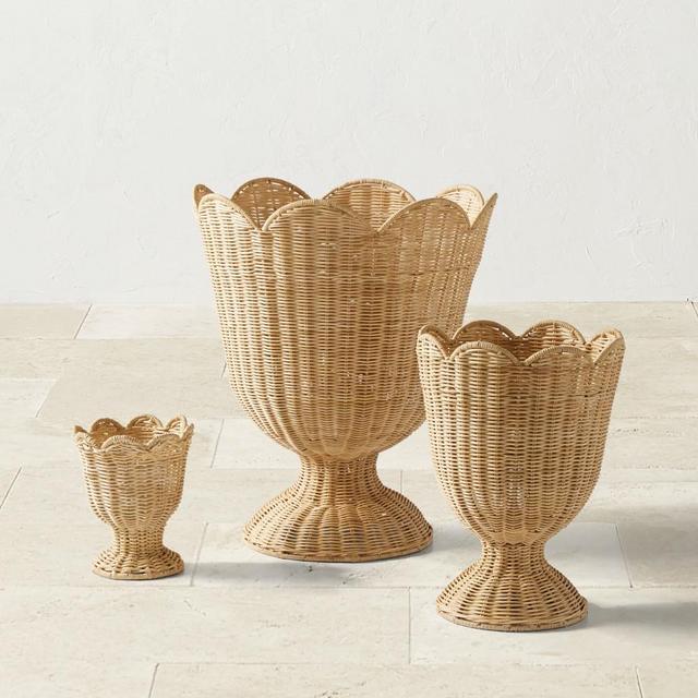 Woven Urn Complete Planter Collection