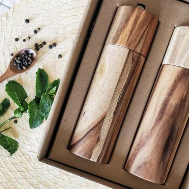 Salt and Pepper Grinders