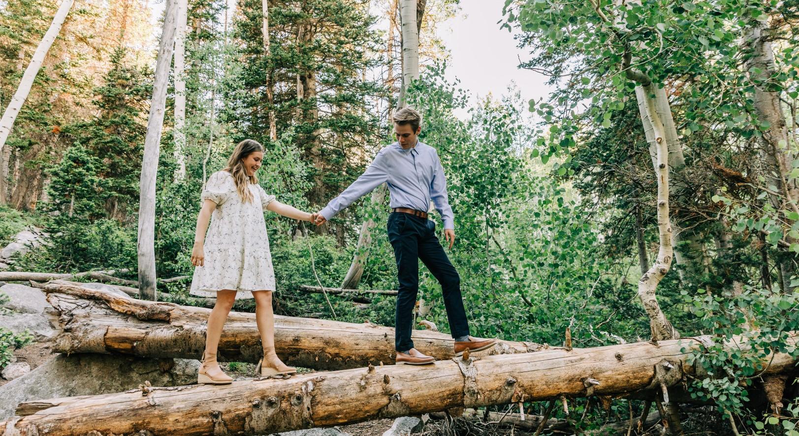 The Wedding Website of Dezeray Kowalski and Easton Hopkins