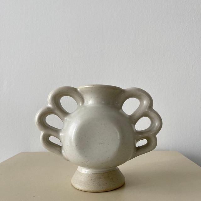 Polished Ivory Ceramic Vase