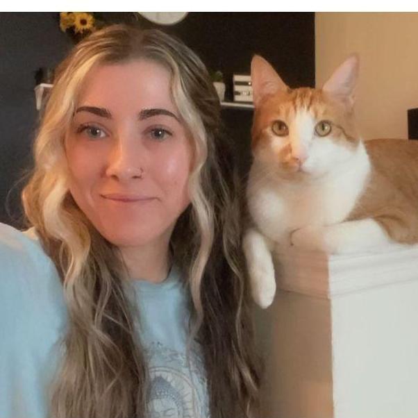 What is your favorite activity together? Spoiling our cat Felix, Cooking dinner with a glass of wine and finding new food spots (especially if they serve nachos).