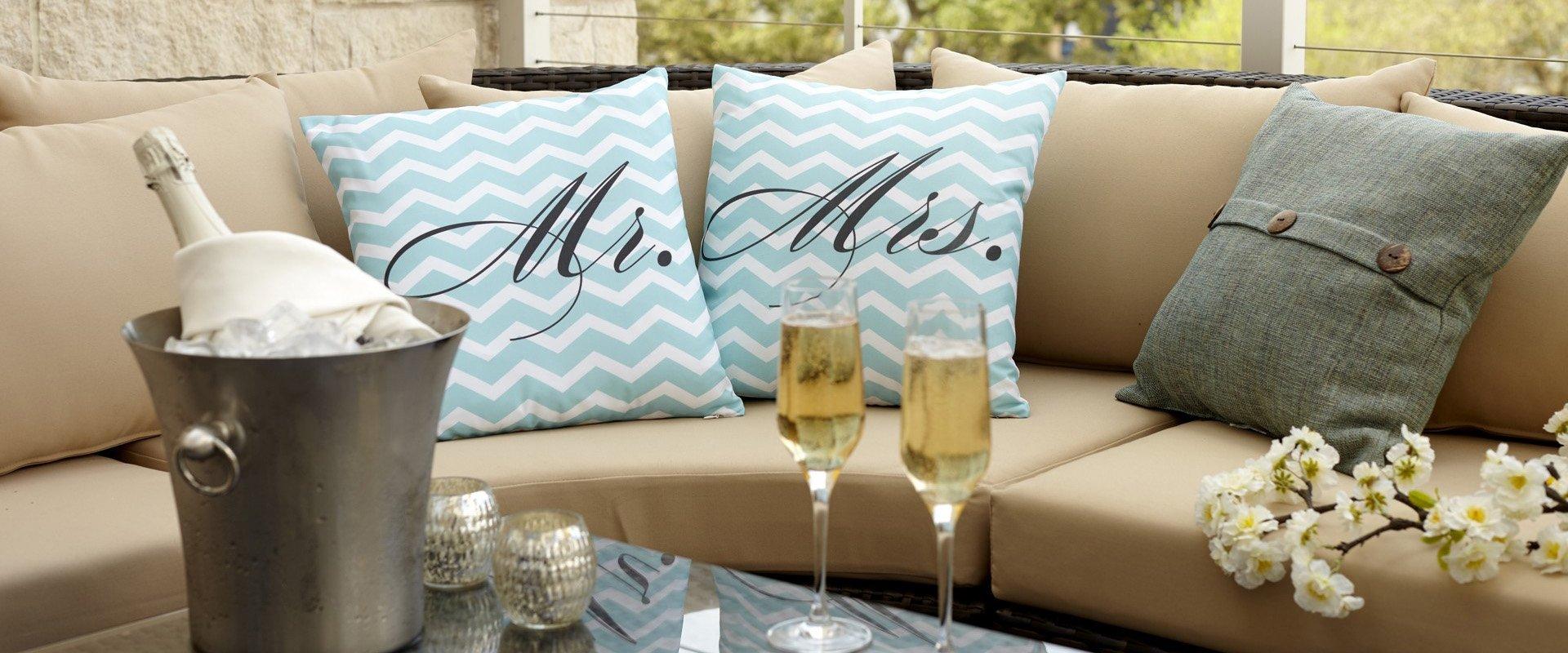 The Wedding Website of Katie King and Pete De La Peña